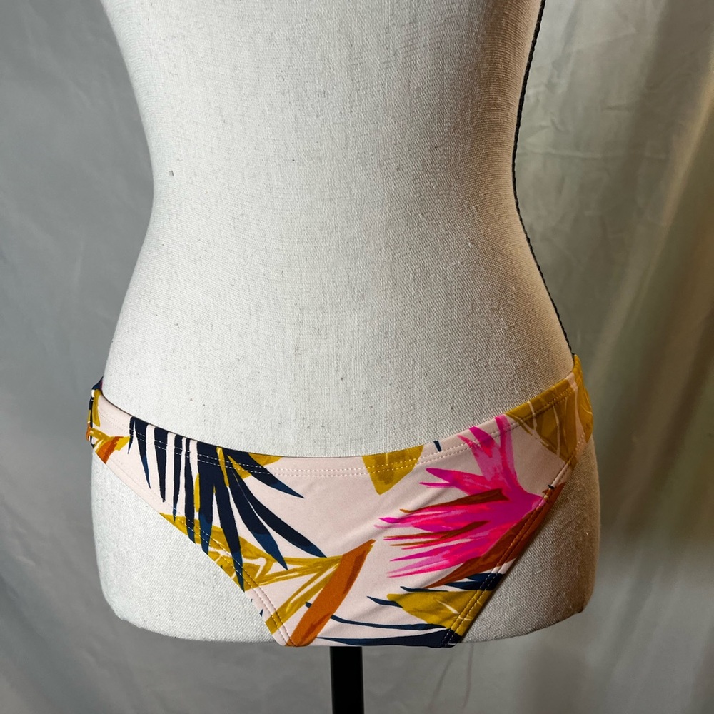 Bikini bottoms